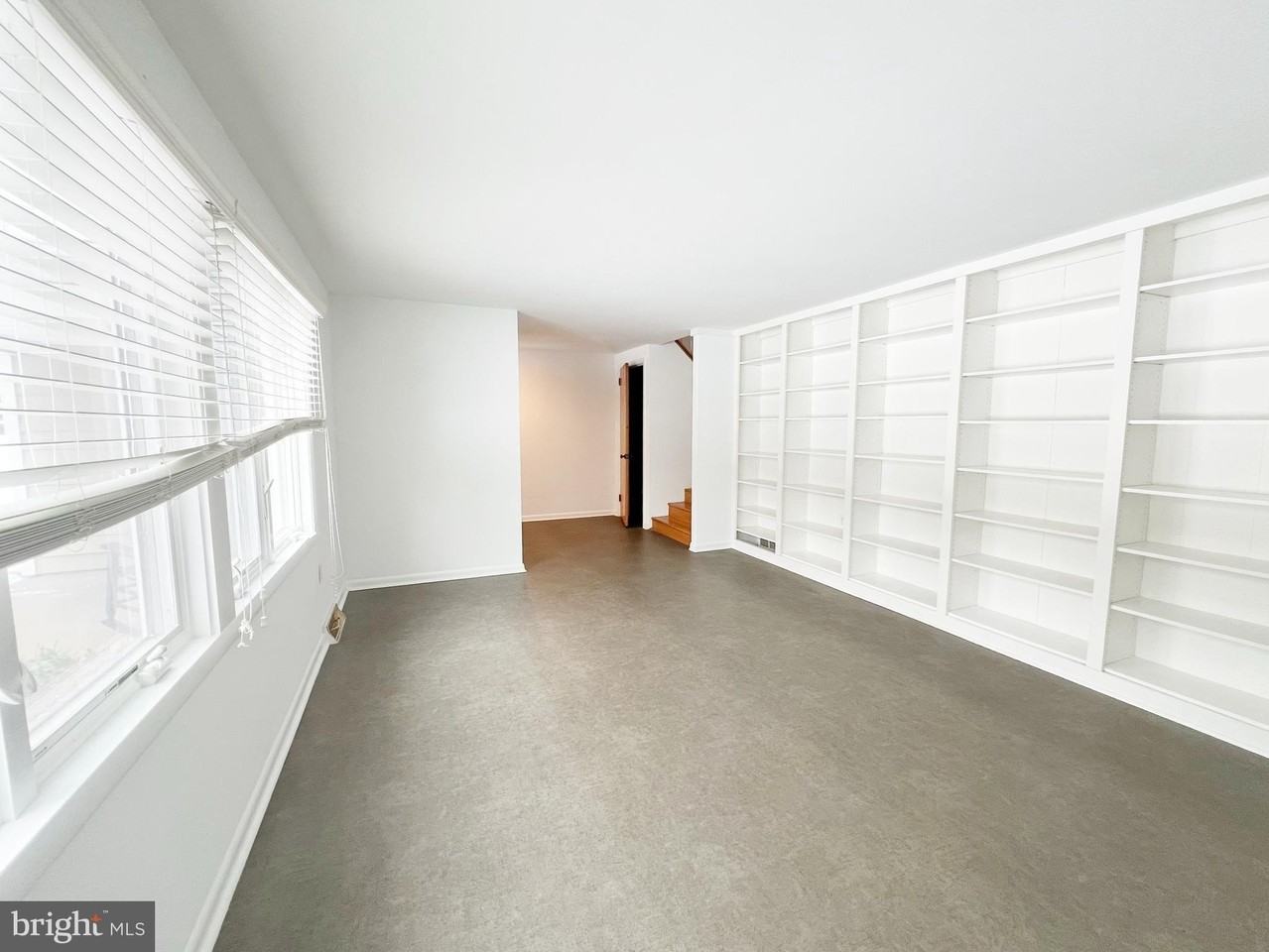 450 Linden Ave - Photo 6 of 38