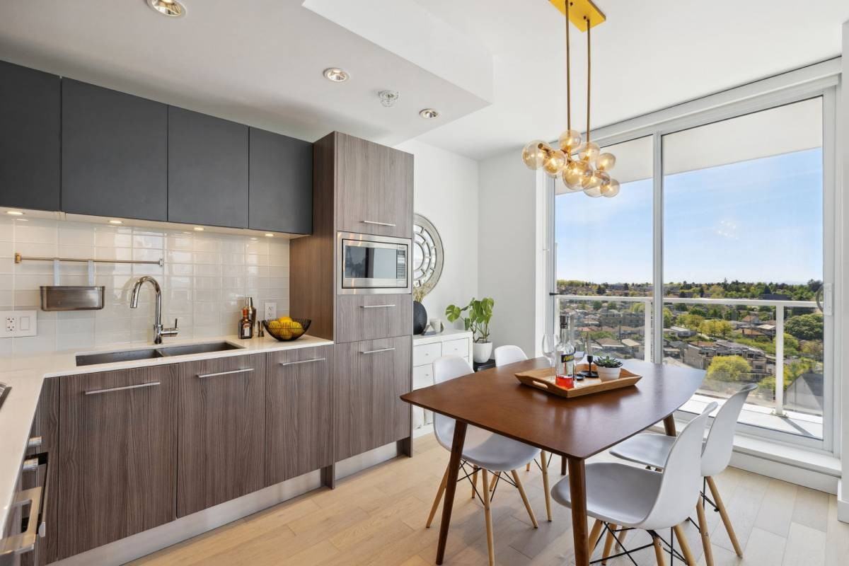 Kingsway & Gladstone St #1610 - Photo 7 of 24