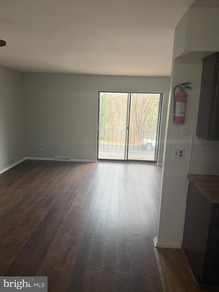 526 Gia Cir - Photo 6 of 15