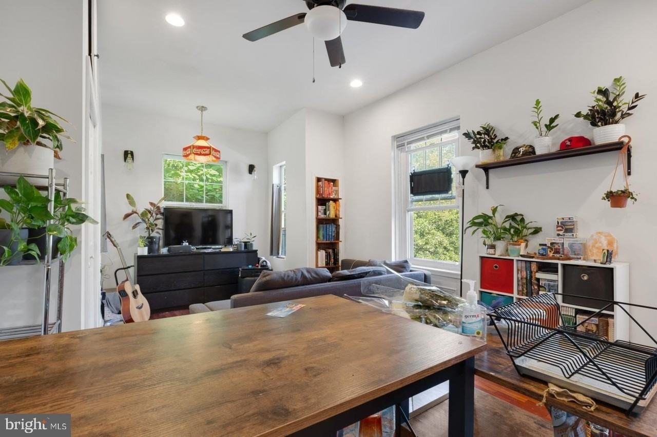 618 N 40th St Apt 2 #2 - Photo 2 of 11