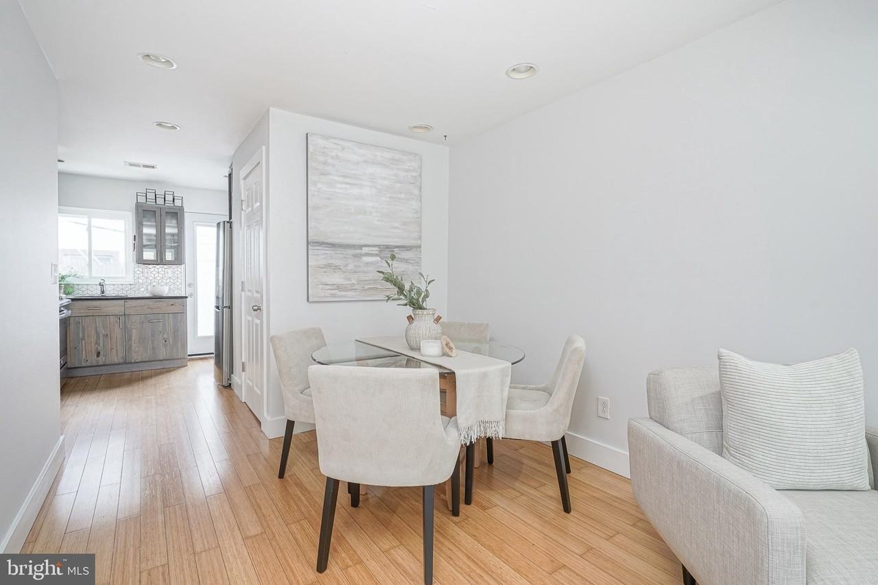 2111 Manton St - Photo 5 of 37