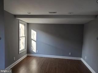 3145 W Diamond St Apt 2 #2 - Photo 2 of 6