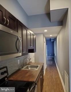 3145 W Diamond St Apt 2 #2 - Photo 3 of 6