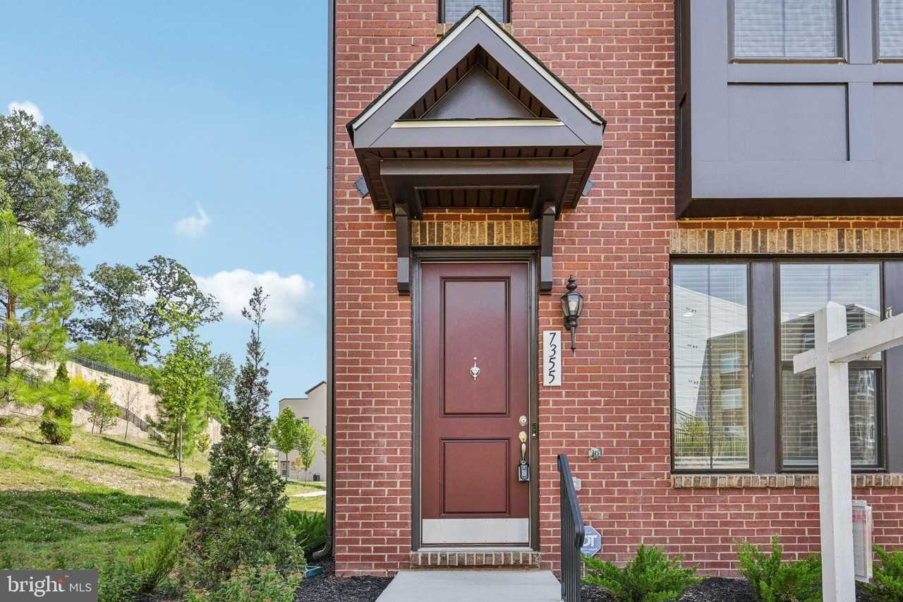 7355 Mountaineer Dr - Photo 6 of 50