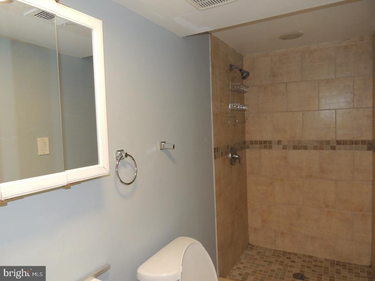 2915 Pheasant Ln - Photo 2 of 9