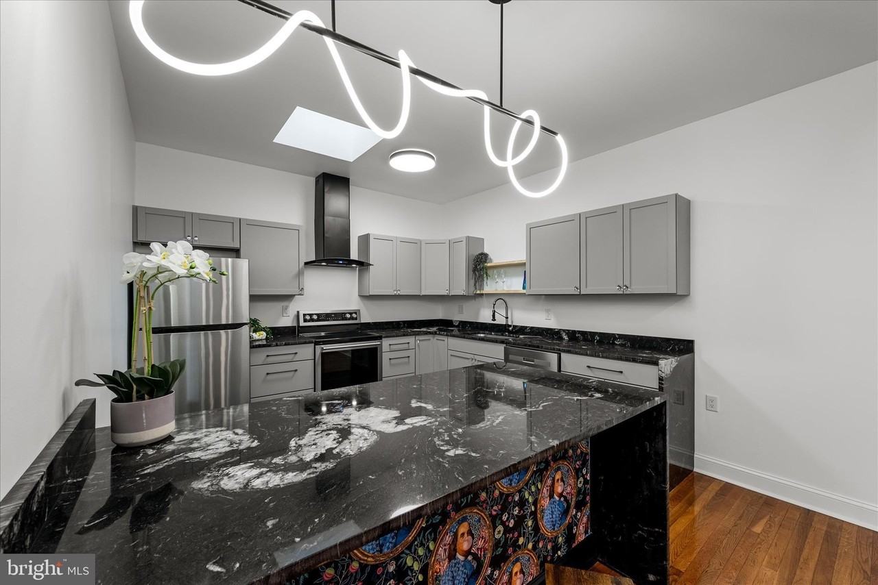 40 E Piccadilly St Unit 2 #2 - Photo 3 of 16