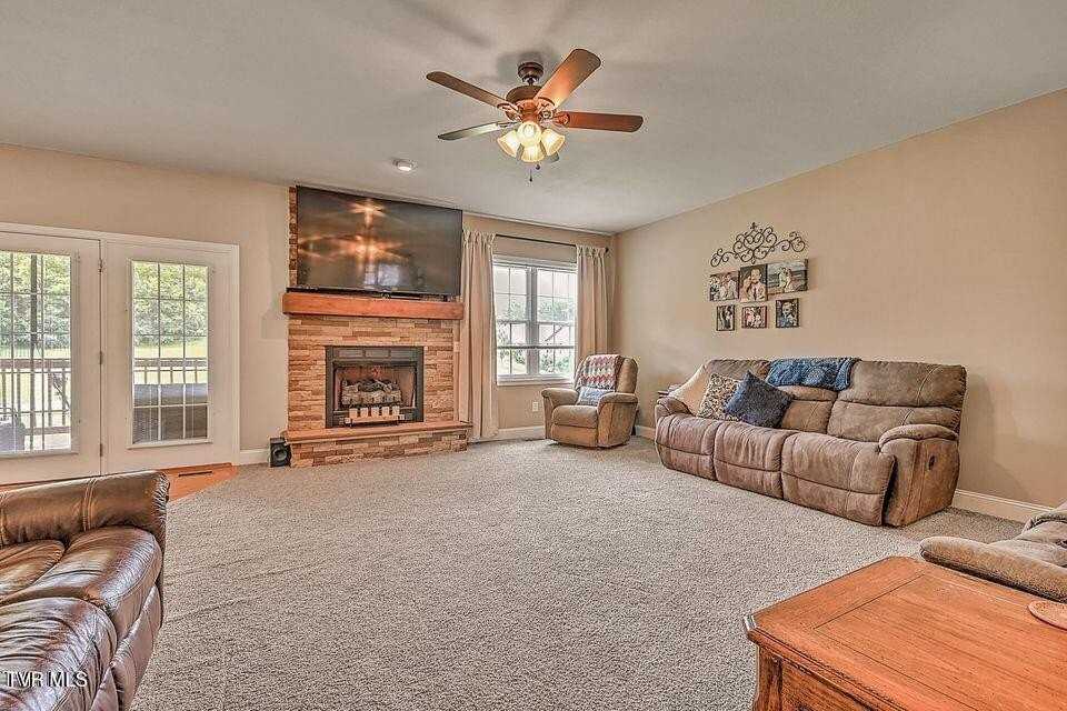 5000 Aberlea Pl - Photo 5 of 12