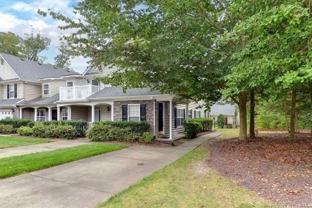 201 Desmonde Ln - Photo 1 of 1