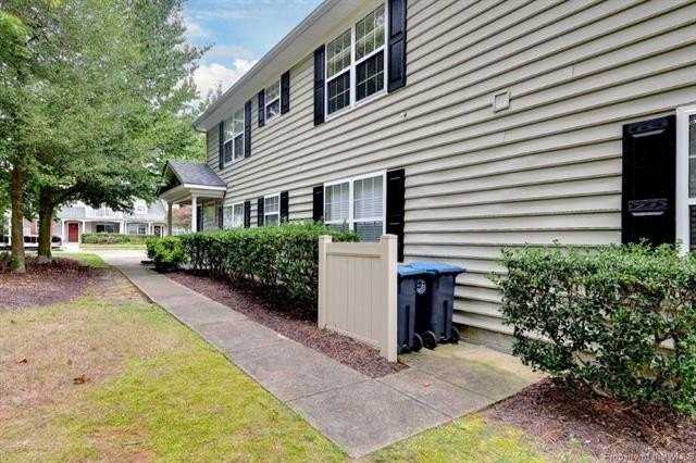 201 Desmonde Ln - Photo 4 of 26