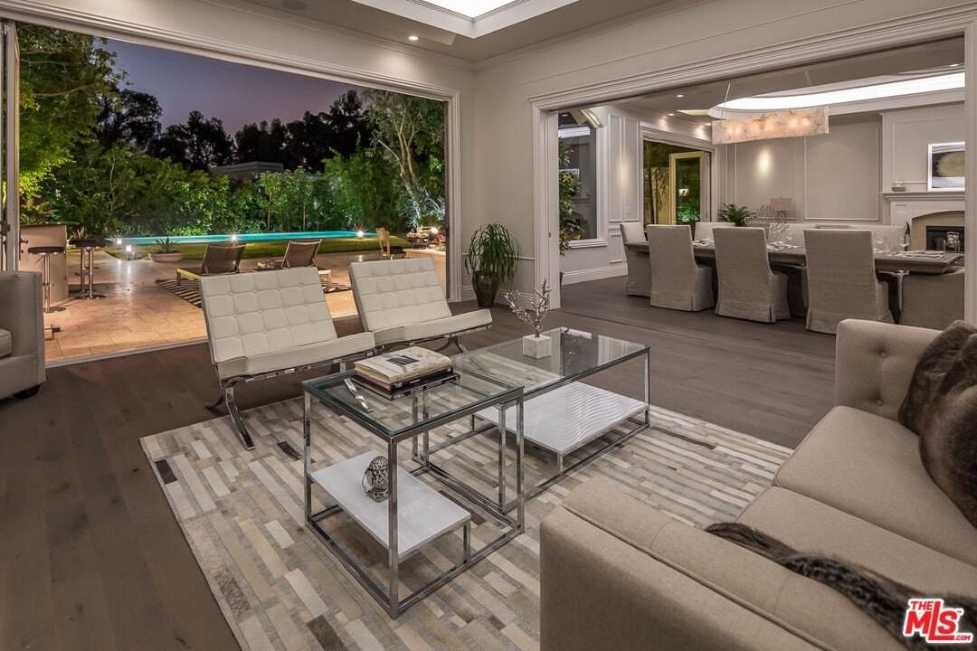 210 S Westgate Ave - Photo 7 of 28