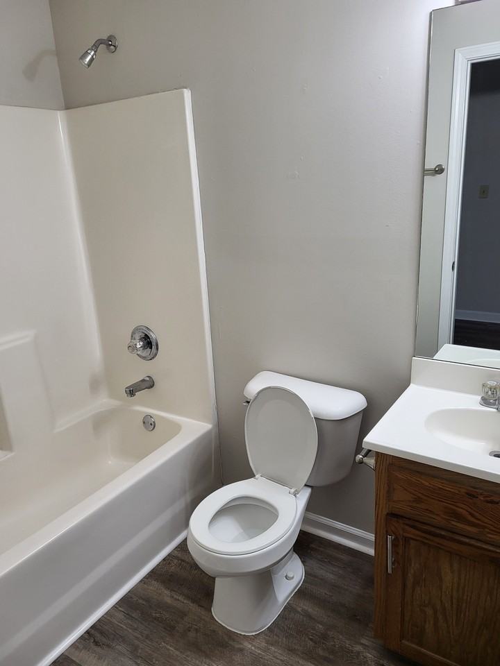 104 Kayla Dr #28 - Photo 6 of 8