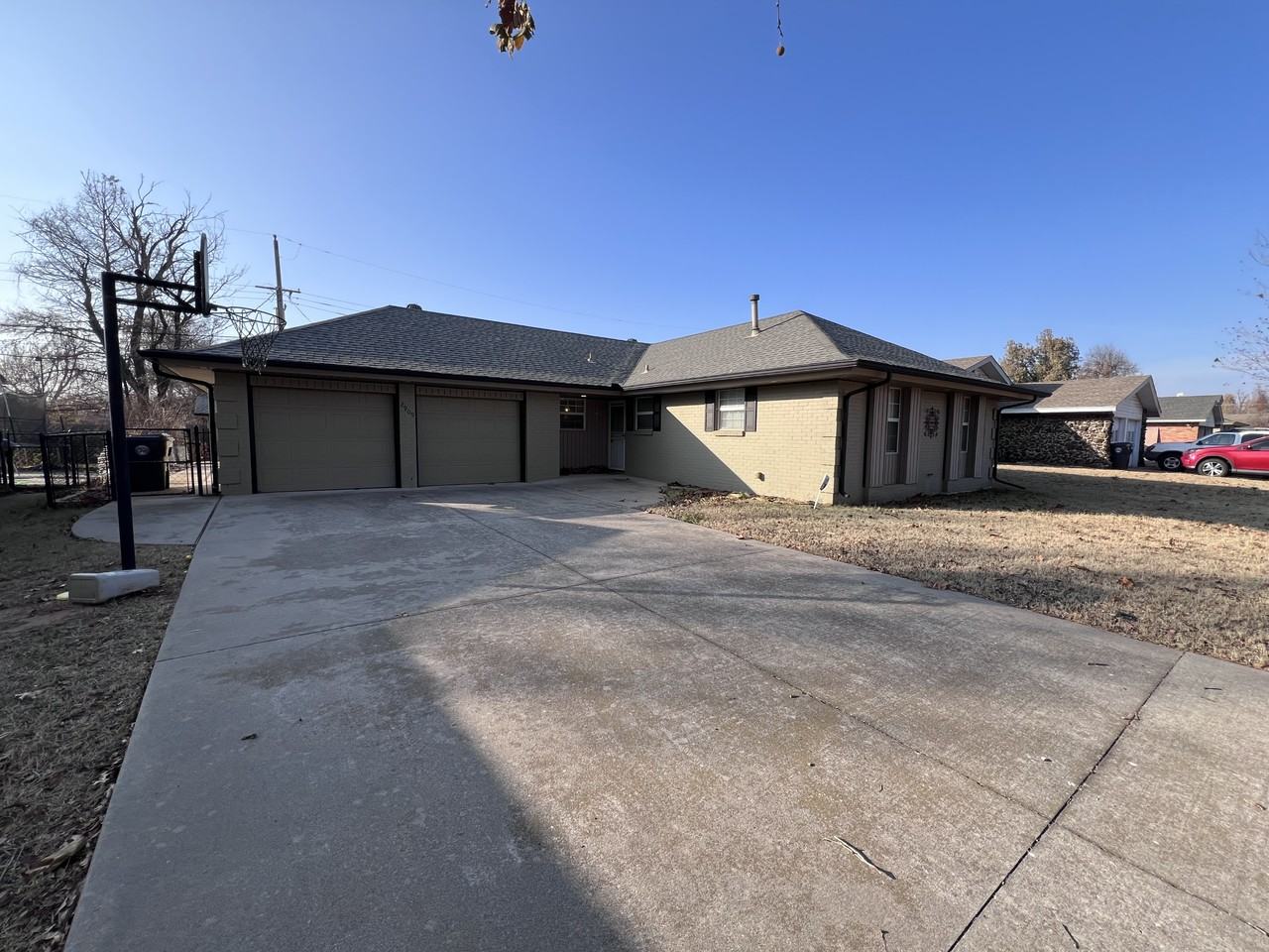 2909 N Tropicana Ave #1 - Photo 2 of 21