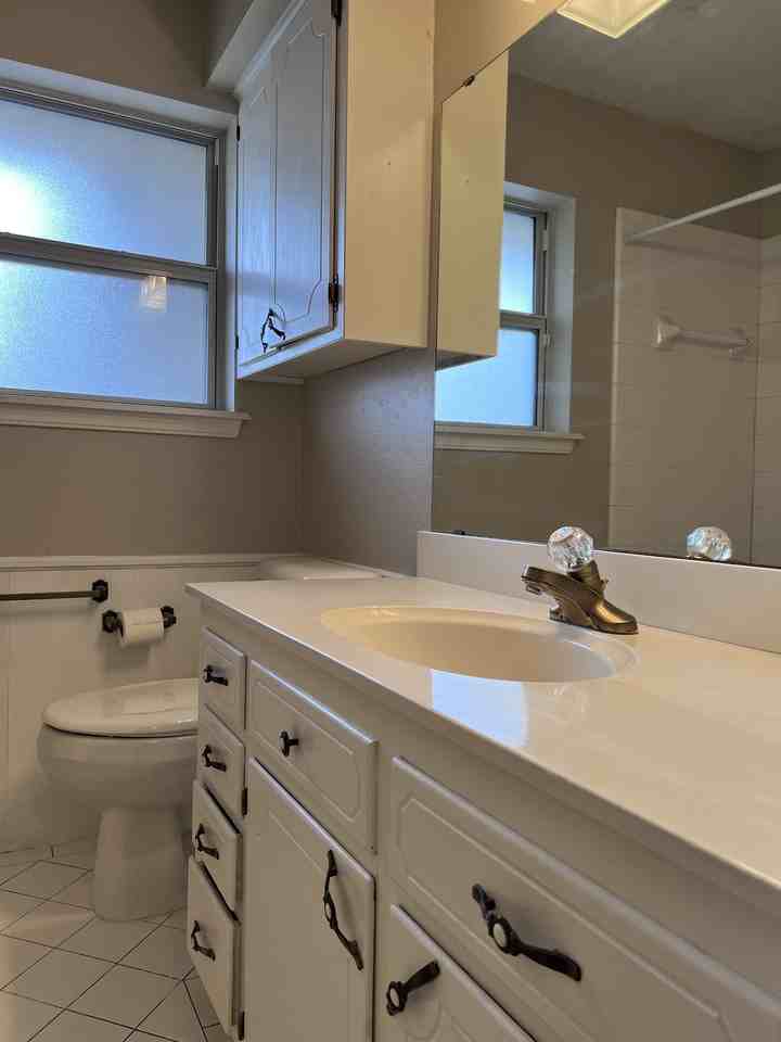 2909 N Tropicana Ave #1 - Photo 7 of 21