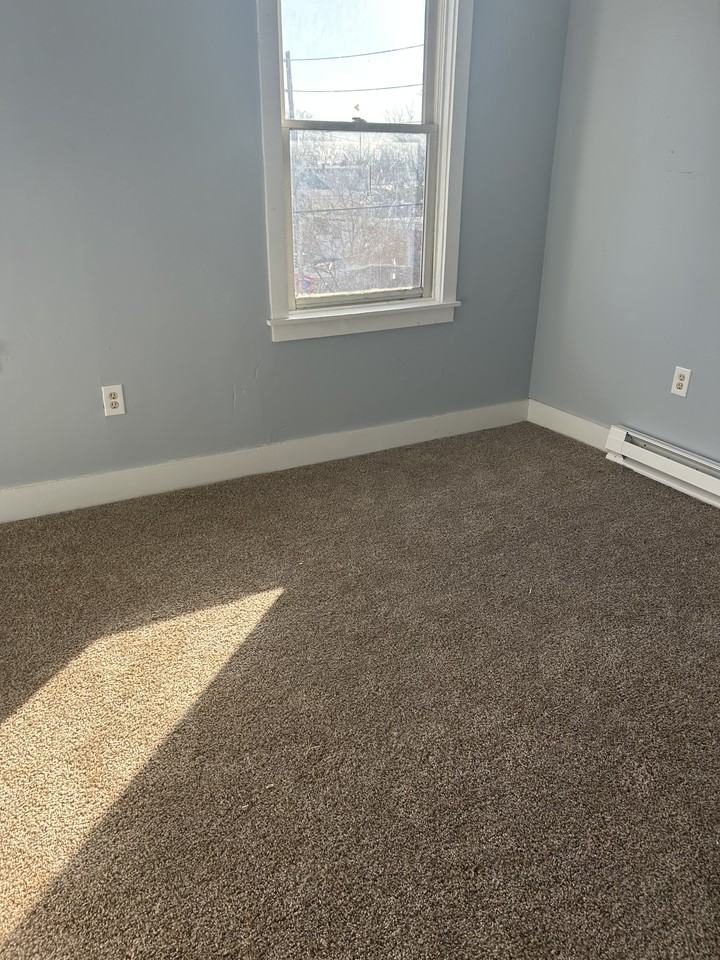 831 Kirkwood StreetApt A #A - Photo 7 of 8