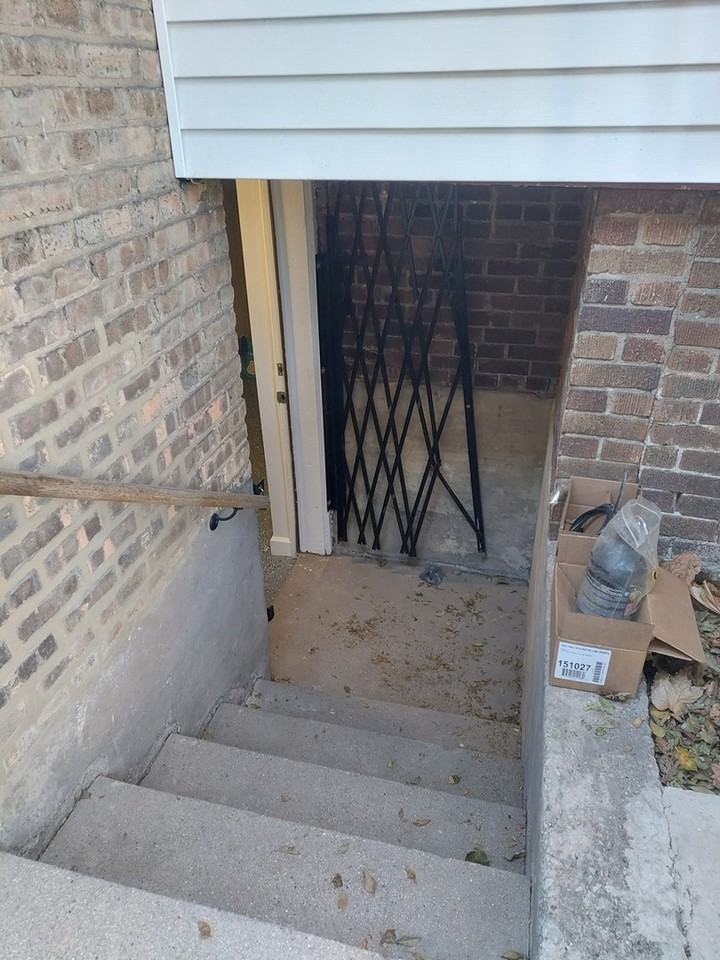 7541 S Honore St ##Gdn - Photo 3 of 21