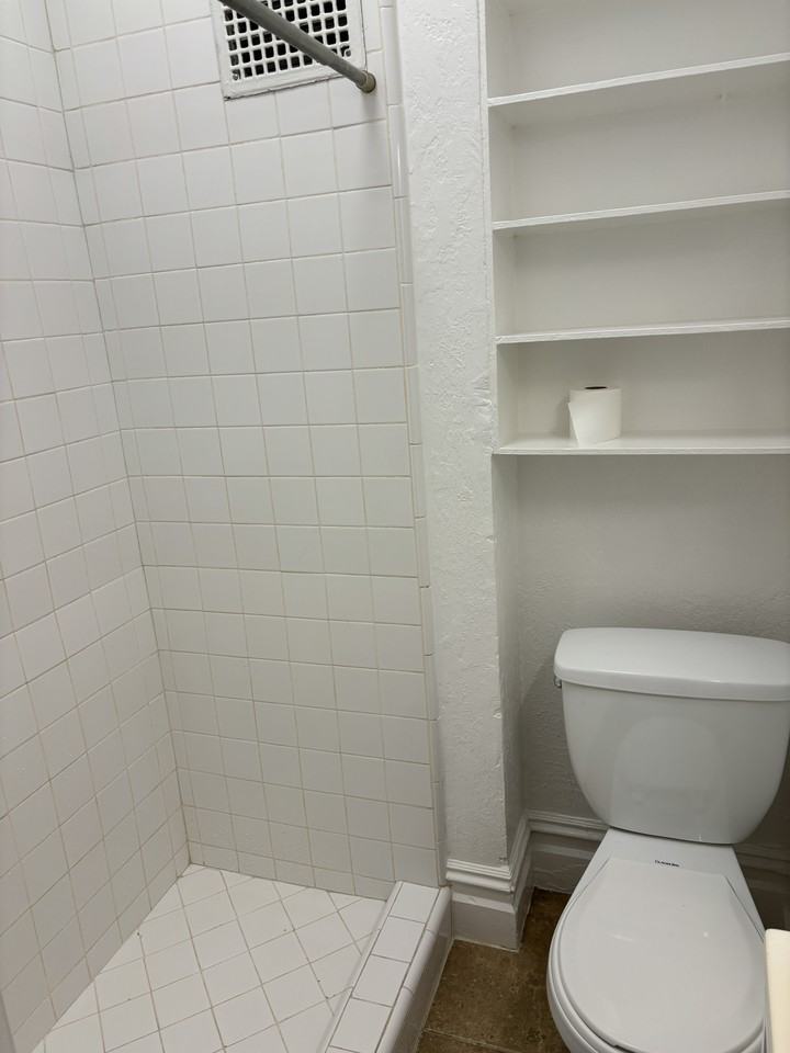 483 E 1st Ave - Photo 6 of 13