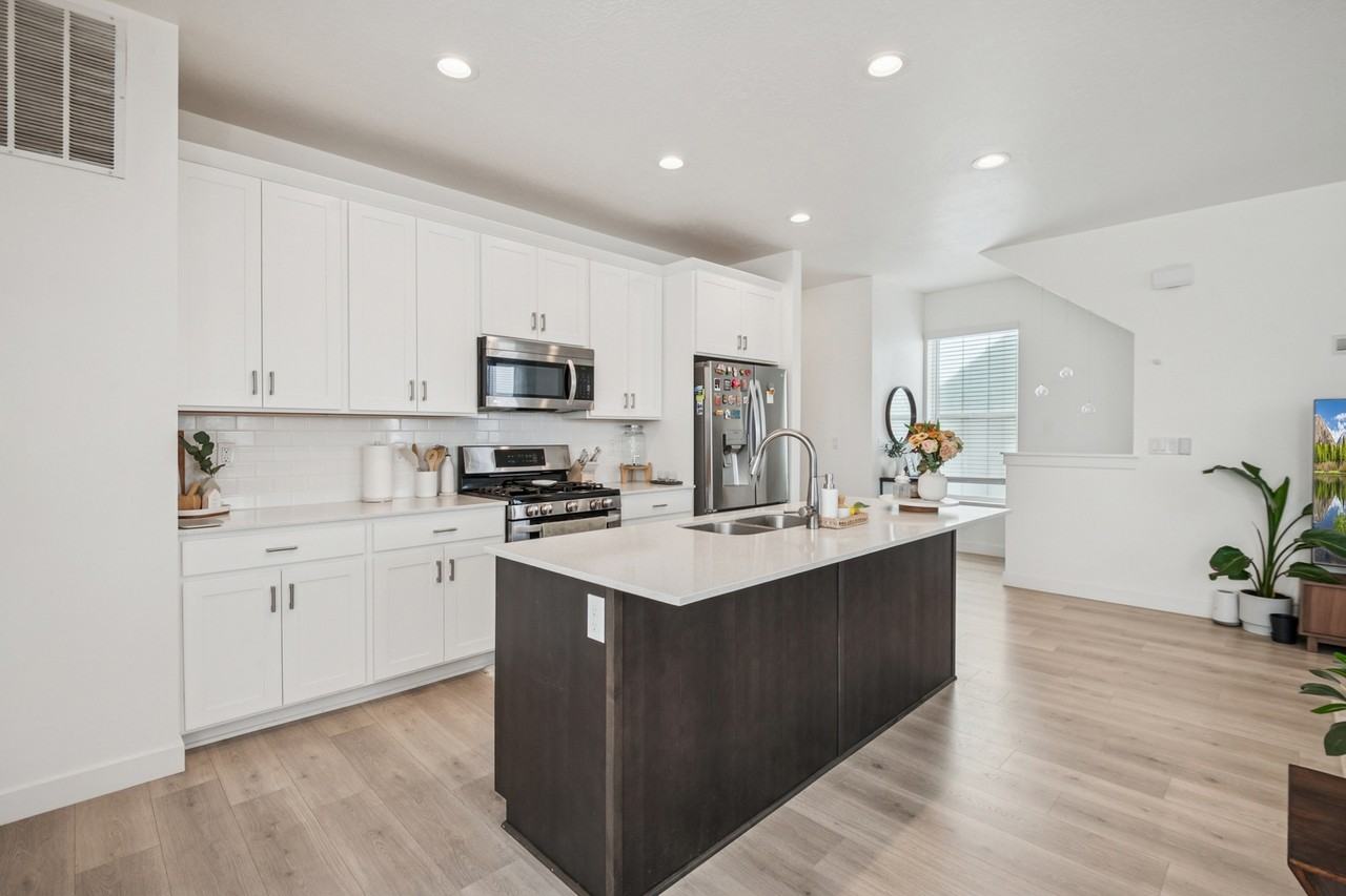 11632 S Skyward Rd - Photo 5 of 26