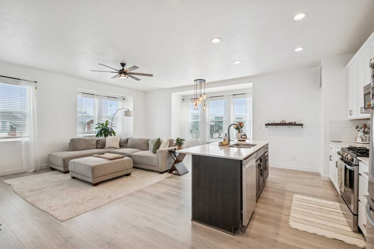 11632 S Skyward Rd - Photo 6 of 26