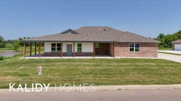 featured image of 206 Olde Mill Ct #1