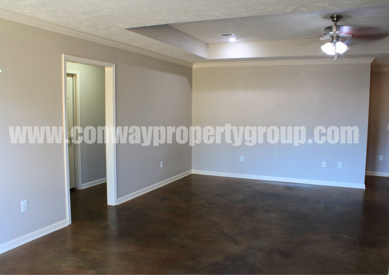 27 Weatherwood Dr #27 - Photo 3 of 14