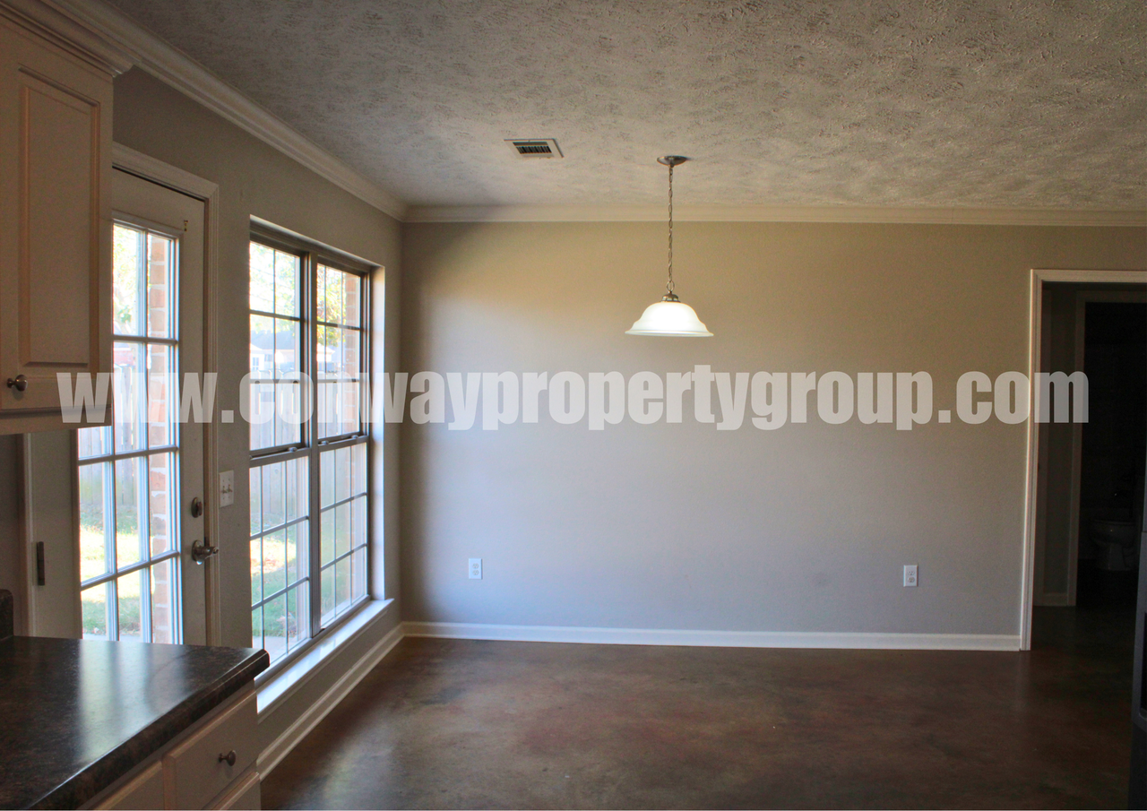 27 Weatherwood Dr #27 - Photo 4 of 14