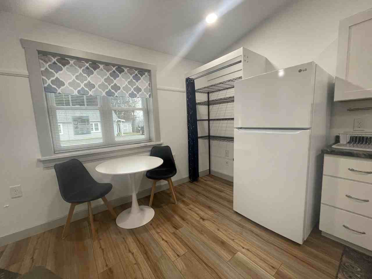 129 California St #2 - Photo 7 of 12