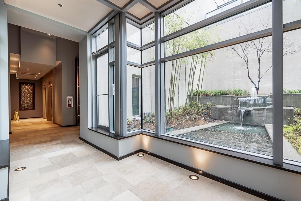 833 Seymour Street #6XX - Photo 5 of 24