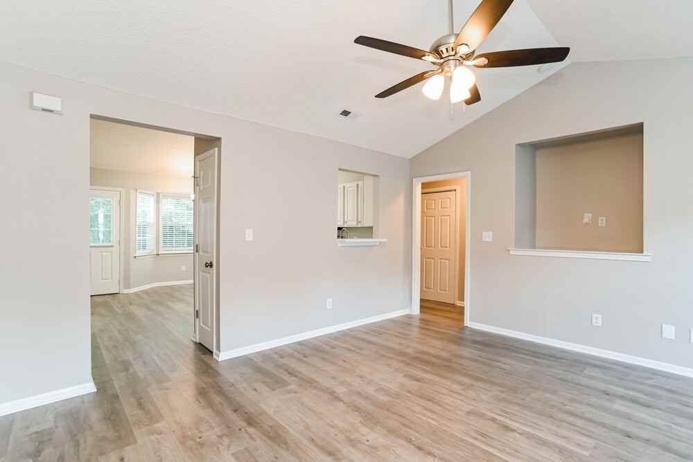 3112 Queensdale Dr - Photo 5 of 16