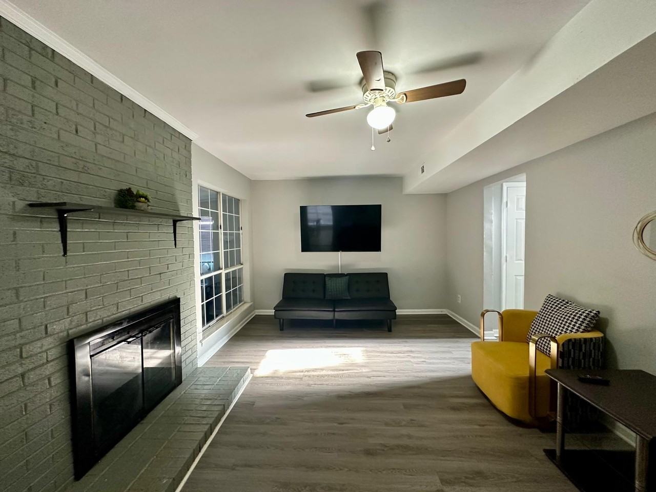 9501 Pondside Ln #1 - Photo 7 of 28