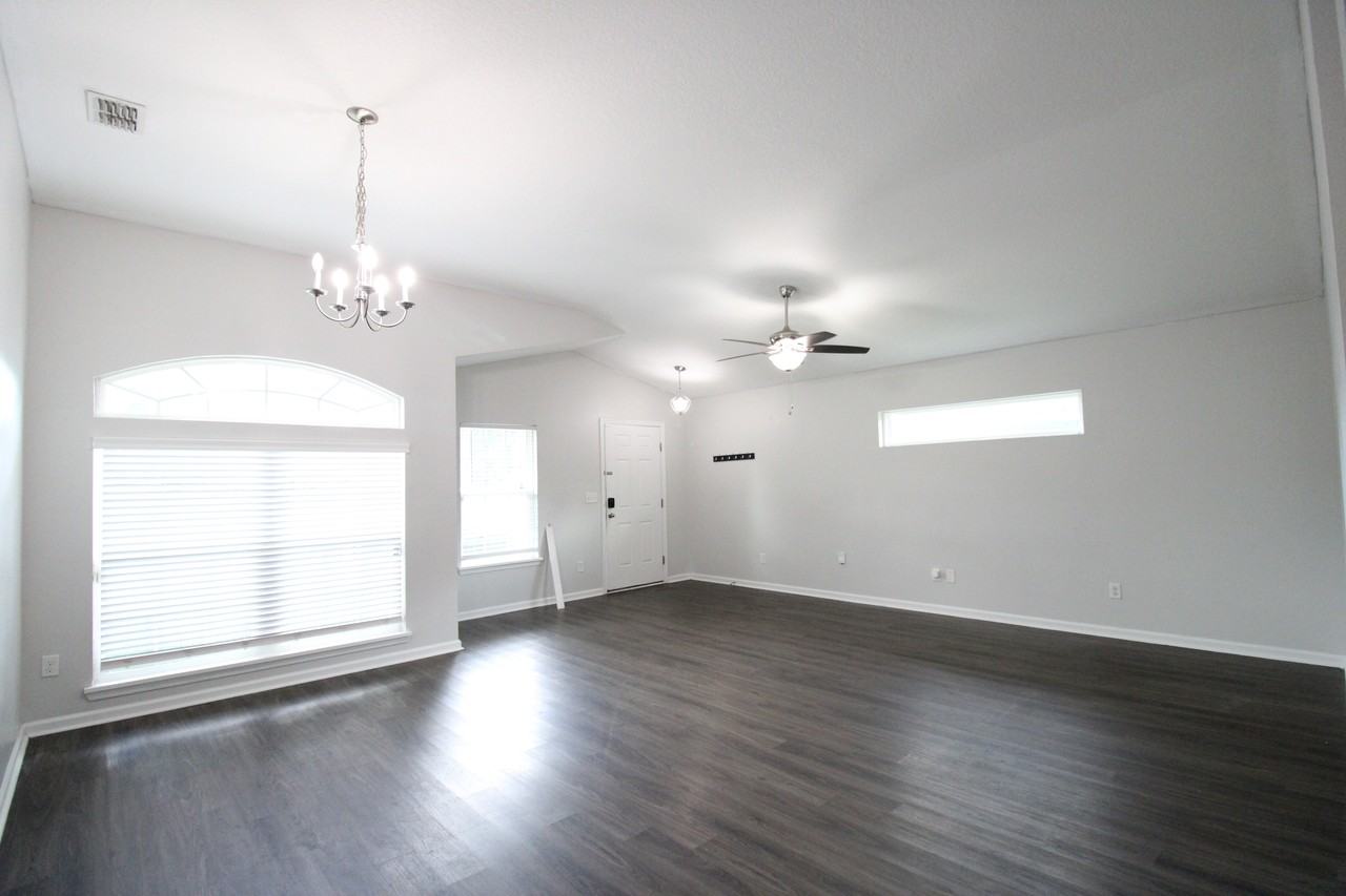 8254 Nw 52nd St #1 - Photo 5 of 27