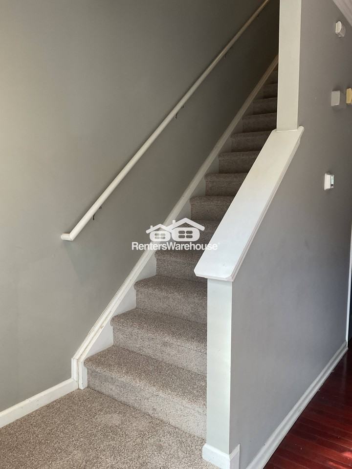 15406 Saint Christopher Ct - Photo 3 of 38