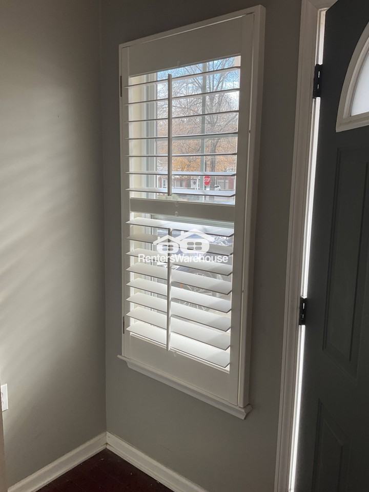 15406 Saint Christopher Ct - Photo 4 of 38