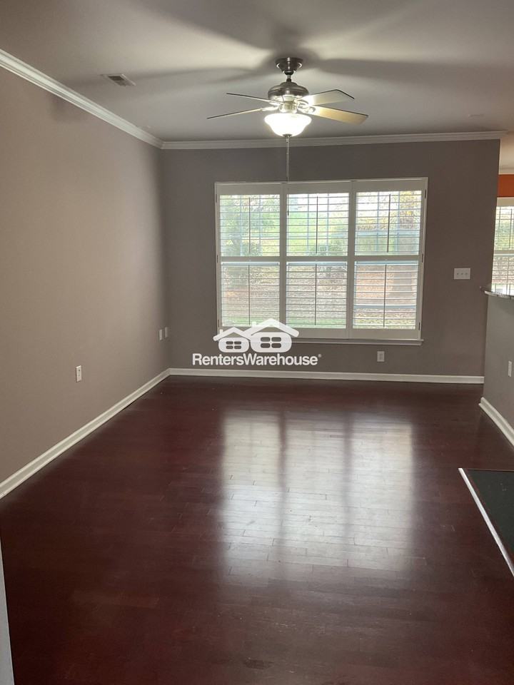 15406 Saint Christopher Ct - Photo 5 of 38