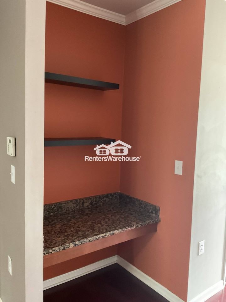 15406 Saint Christopher Ct - Photo 7 of 38