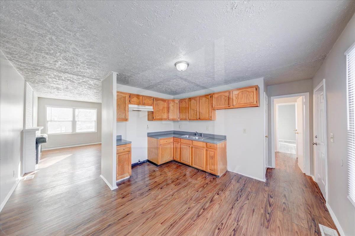 8432 E 37th Pl #1 - Photo 6 of 22