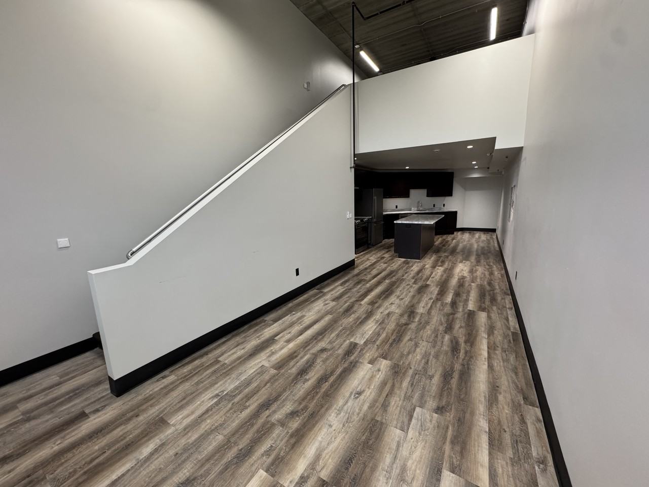 221 S Badger Ave #1 - Photo 3 of 24