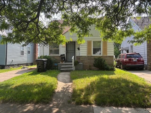 19466 Asbury Park #1 - Photo 2 of 2