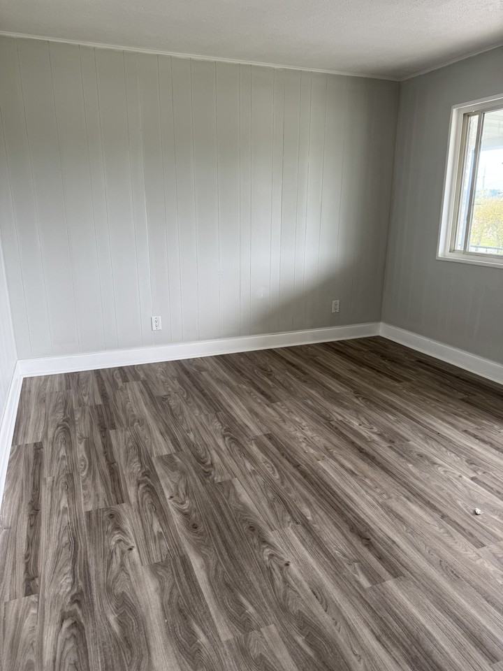 111 Roseview Drive 1-20 - 18 #18 - Photo 3 of 16