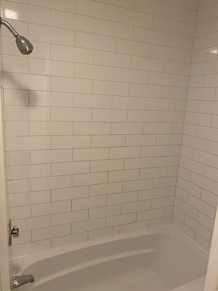 81 Ruthven St #1 - Photo 7 of 7