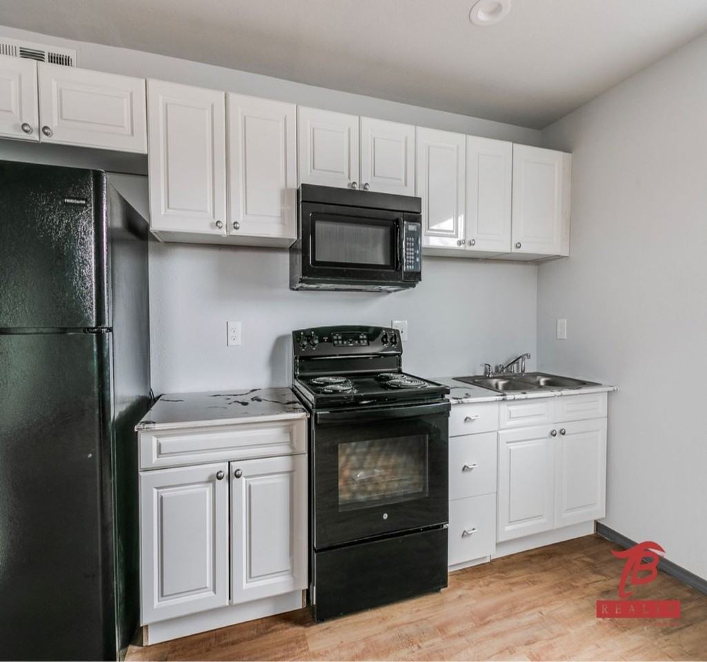 Pennington Place Apartments - Photo 2 of 13