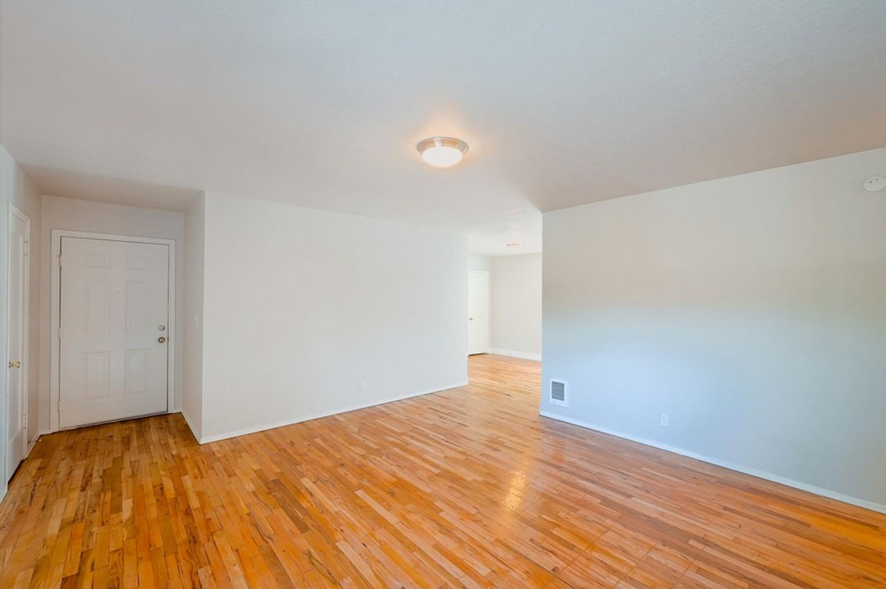 The Ellington - Photo 6 of 50