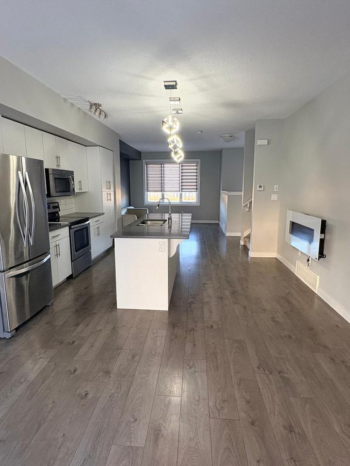 1480 Watt Dr Sw - Photo 2 of 12