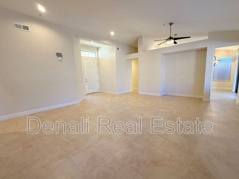 14452 N 98th Pl - Photo 5 of 30