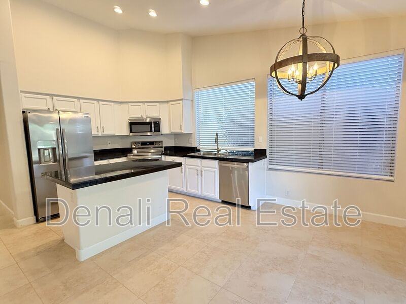 14452 N 98th Pl - Photo 7 of 30