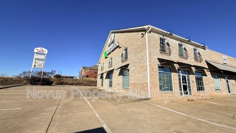 941 Moores Ferry Rd #C - Photo 3 of 13