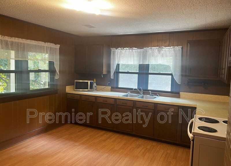 3964 Hwyn. - Photo 4 of 11