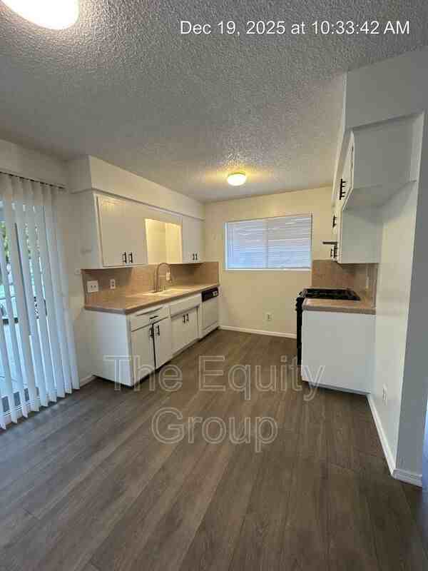 2012 S County Center Dr - Photo 2 of 13