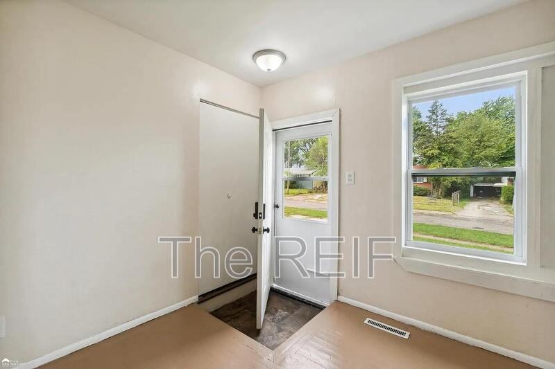 6222 Otoole Ln - Photo 4 of 16