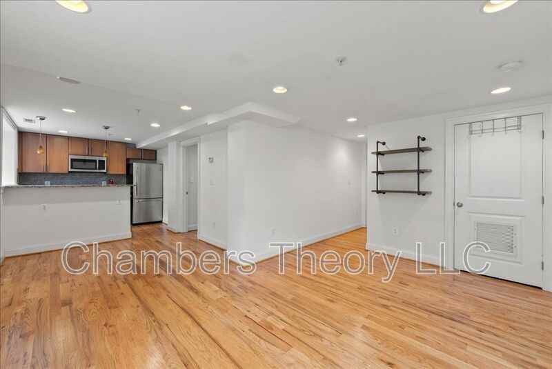 739 Newton Pl Nw #T1 - Photo 4 of 19