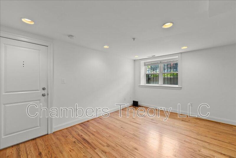 739 Newton Pl Nw #T1 - Photo 6 of 19